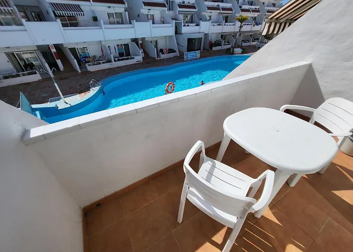 Floritas 2 Apartman Arona